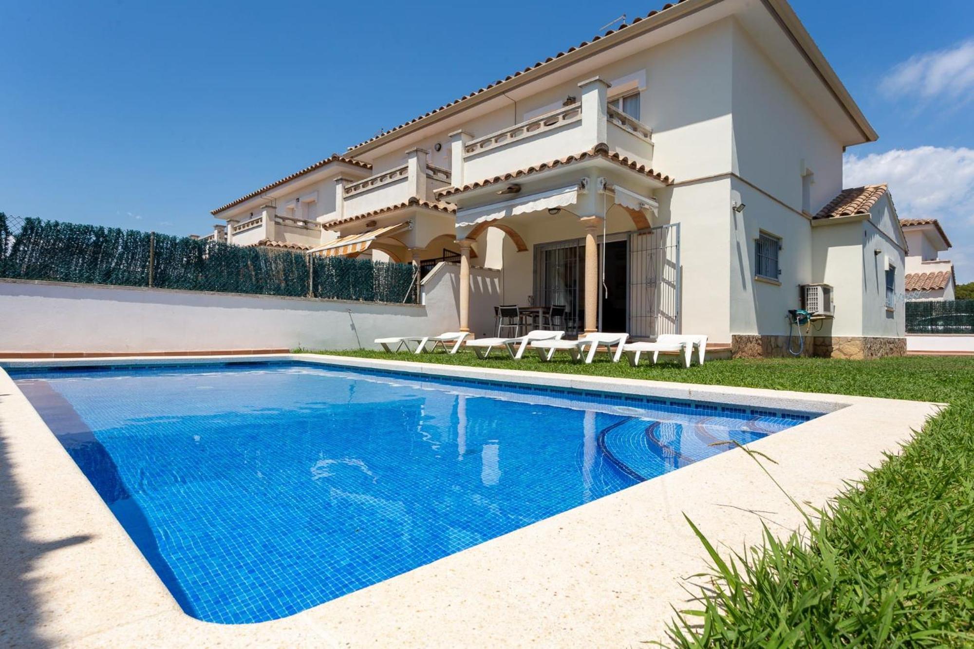 הוילה L' Escala Casa Sunset מראה חיצוני תמונה